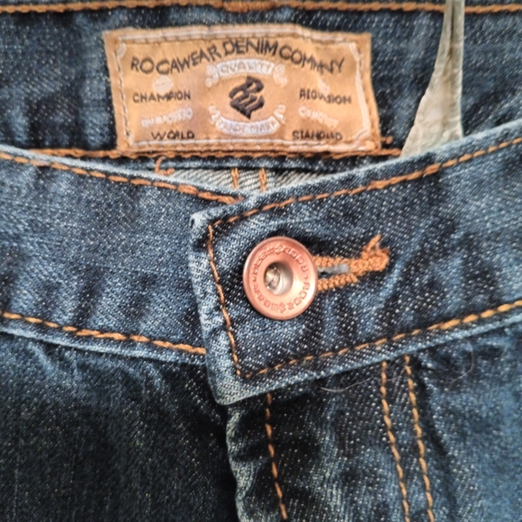 Men's Rocawear Jeans 42 X 32 - Picture 2 of 9